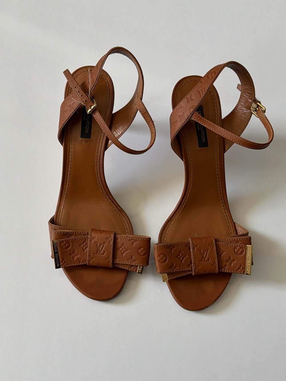 Louis Vuitton Tan Monogram Leather Bow Ankle-Strap Heels